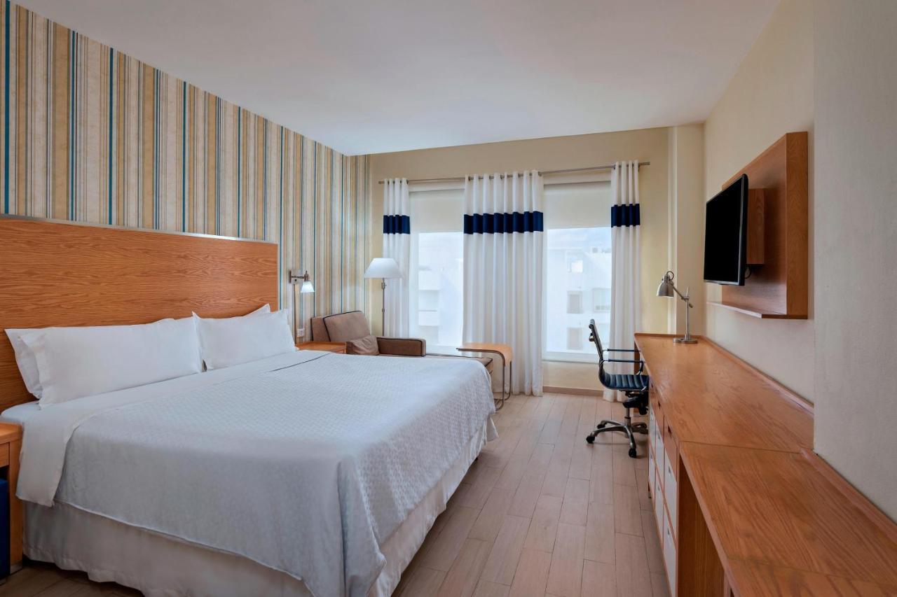 โฟร์ พอยต์ส บาย เชราตัน แคนคัน เซ็นโตร Hotel แคนคูน ภายนอก รูปภาพ