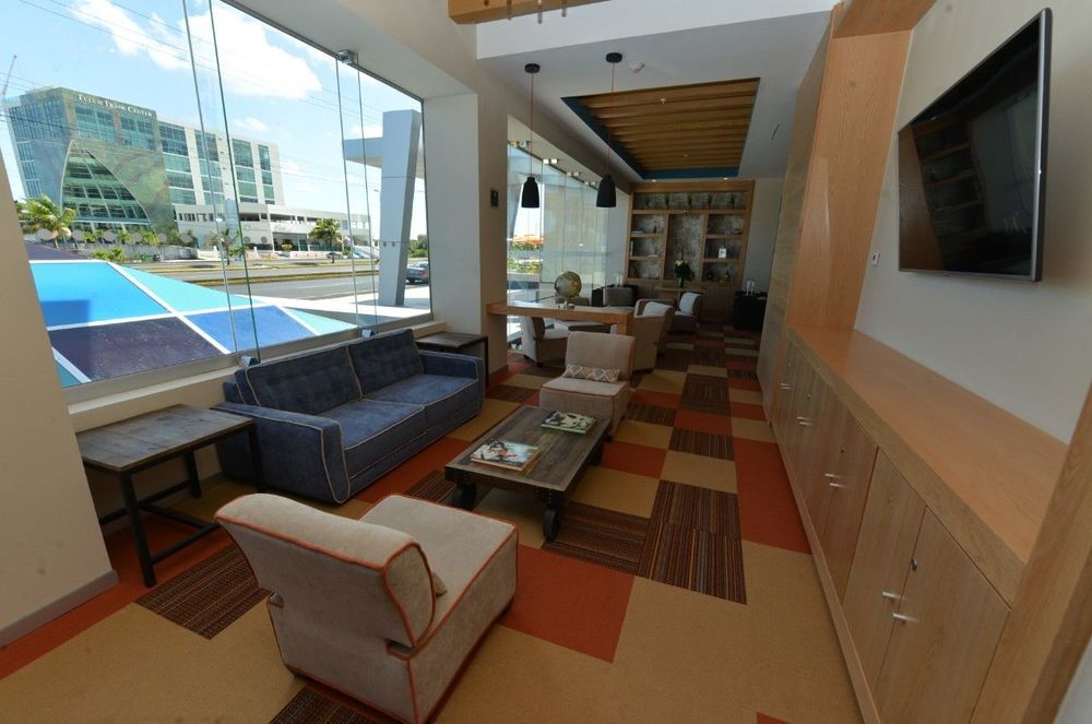 โฟร์ พอยต์ส บาย เชราตัน แคนคัน เซ็นโตร Hotel แคนคูน ภายนอก รูปภาพ